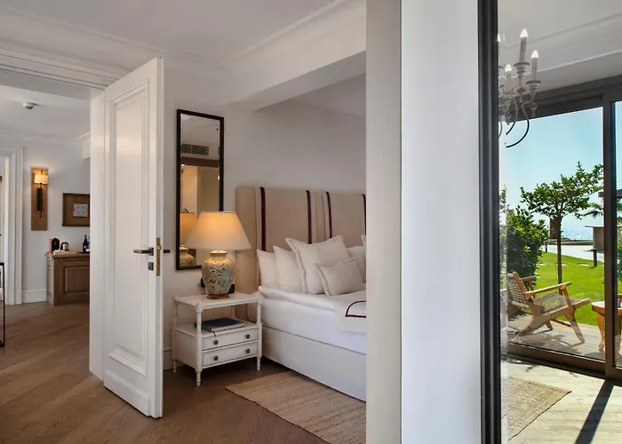 فندق Allium Bodrum & يالِكافاك